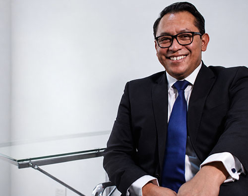 Dr. Ricardo Robles Ortiz